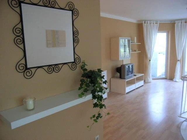 Prenájom bytu 2-izbový 85 m², Braunschweig, Dolné Sasko Prenájom bytu 2-izbový 85 m², Braunschweig, Dolné Sasko