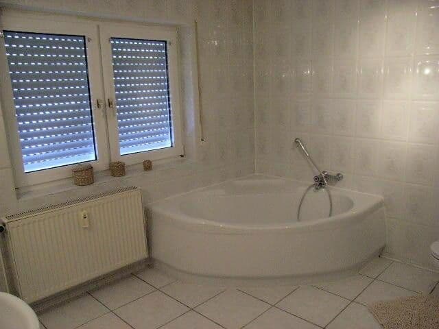 Prenájom bytu 2-izbový 85 m², Braunschweig, Dolné Sasko Prenájom bytu 2-izbový 85 m², Braunschweig, Dolné Sasko