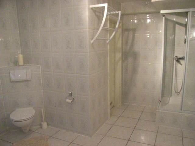 Prenájom bytu 2-izbový 85 m², Braunschweig, Dolné Sasko Prenájom bytu 2-izbový 85 m², Braunschweig, Dolné Sasko