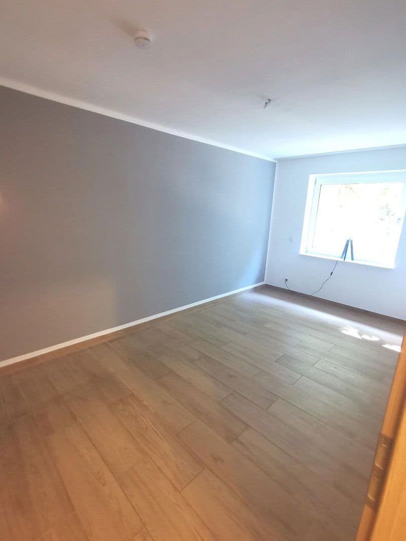 Predaj domu 350 m², pozemek 500 m², Garbsen, Dolné Sasko Predaj domu 350 m², pozemek 500 m², Garbsen, Dolné Sasko