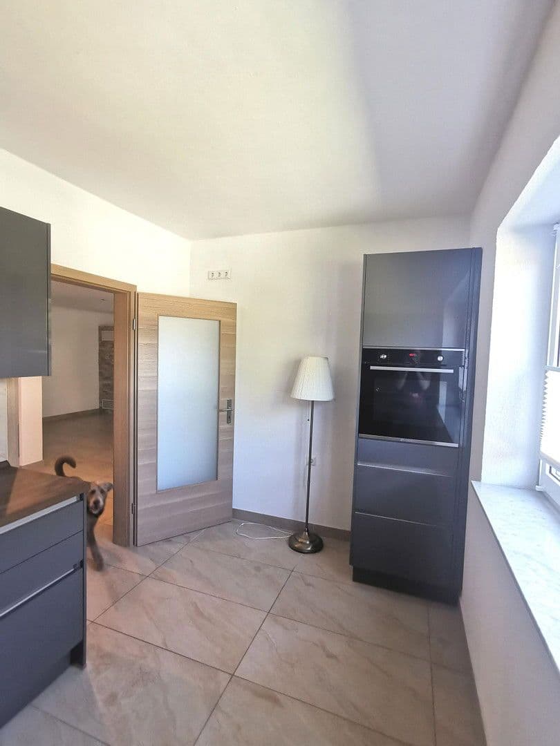 Predaj domu 350 m², pozemek 500 m², Garbsen, Dolné Sasko Predaj domu 350 m², pozemek 500 m², Garbsen, Dolné Sasko