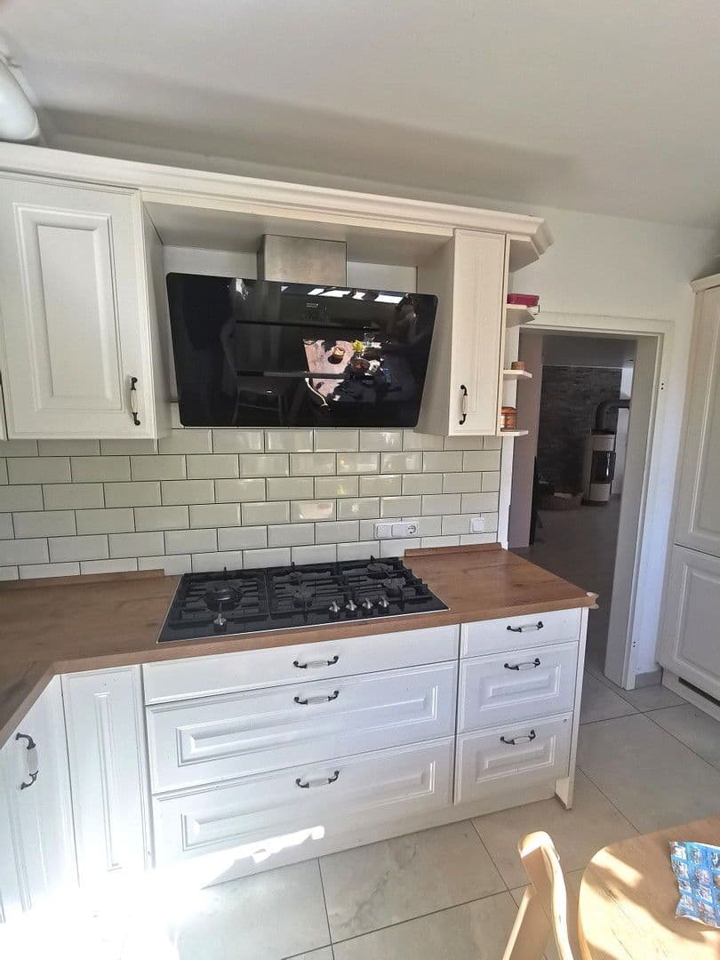 Predaj domu 350 m², pozemek 500 m², Garbsen, Dolné Sasko Predaj domu 350 m², pozemek 500 m², Garbsen, Dolné Sasko