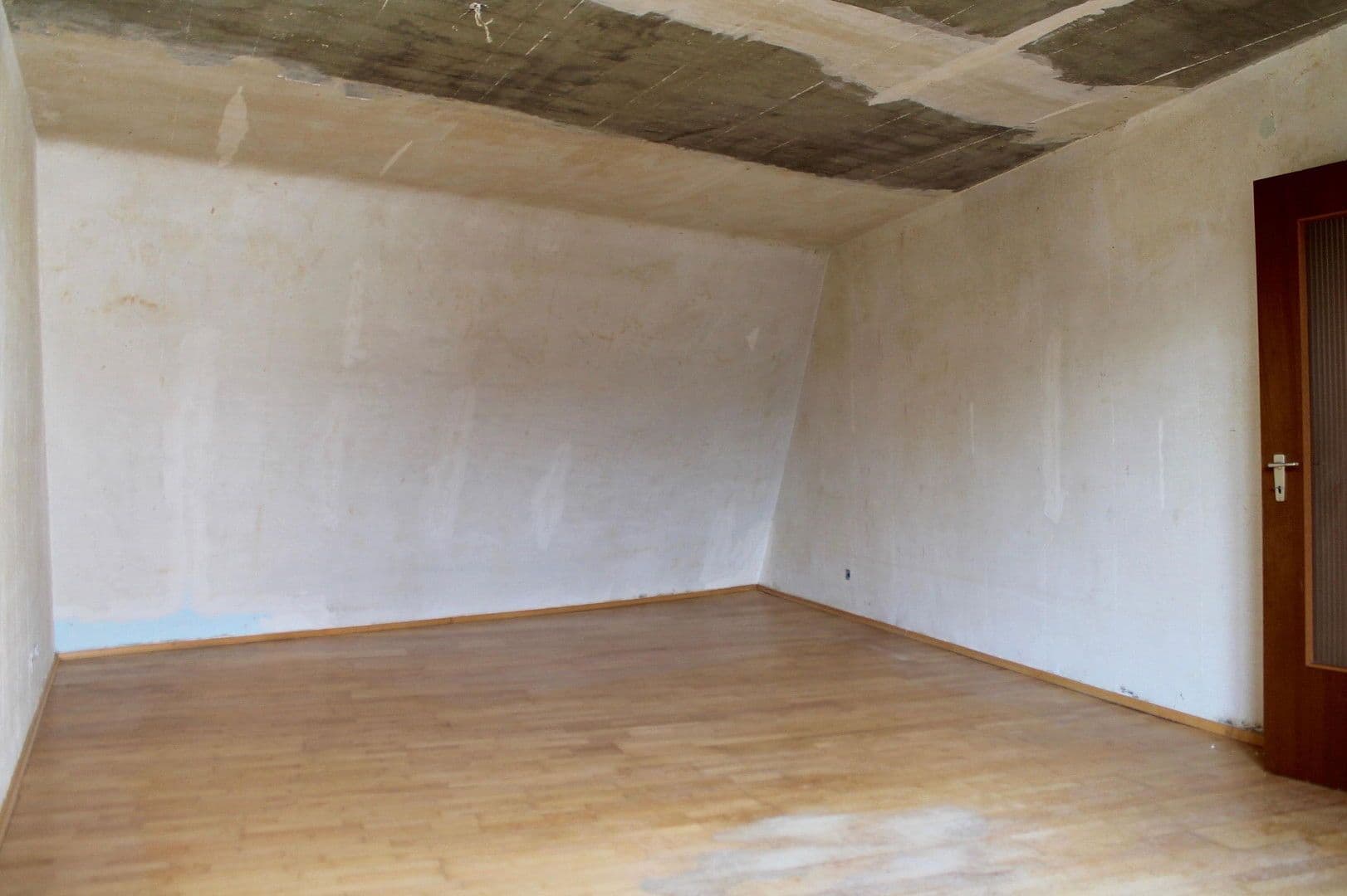 Predaj bytu 3-izbový 88 m², Erlangen, Bavorsko Predaj bytu 3-izbový 88 m², Erlangen, Bavorsko