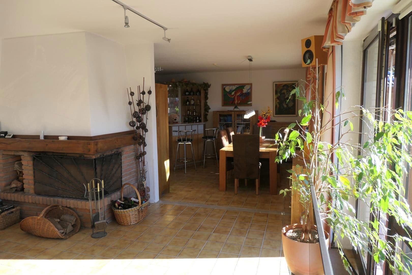 Predaj domu 135 m², pozemek 636 m², Hamburg, Hamburg Predaj domu 135 m², pozemek 636 m², Hamburg, Hamburg