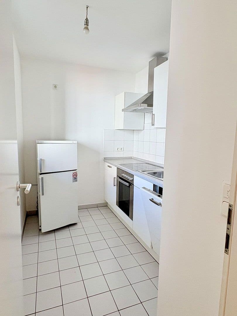 Prenájom bytu 2-izbový 60 m², München, Bavorsko Prenájom bytu 2-izbový 60 m², München, Bavorsko