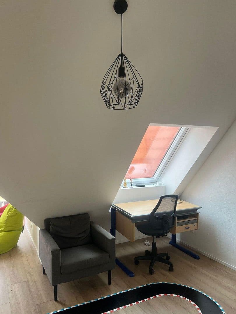 Prenájom bytu 4-izbový 120 m², Horb am Neckar, Bádensko-Wurttembersko Prenájom bytu 4-izbový 120 m², Horb am Neckar, Bádensko-Wurttembersko