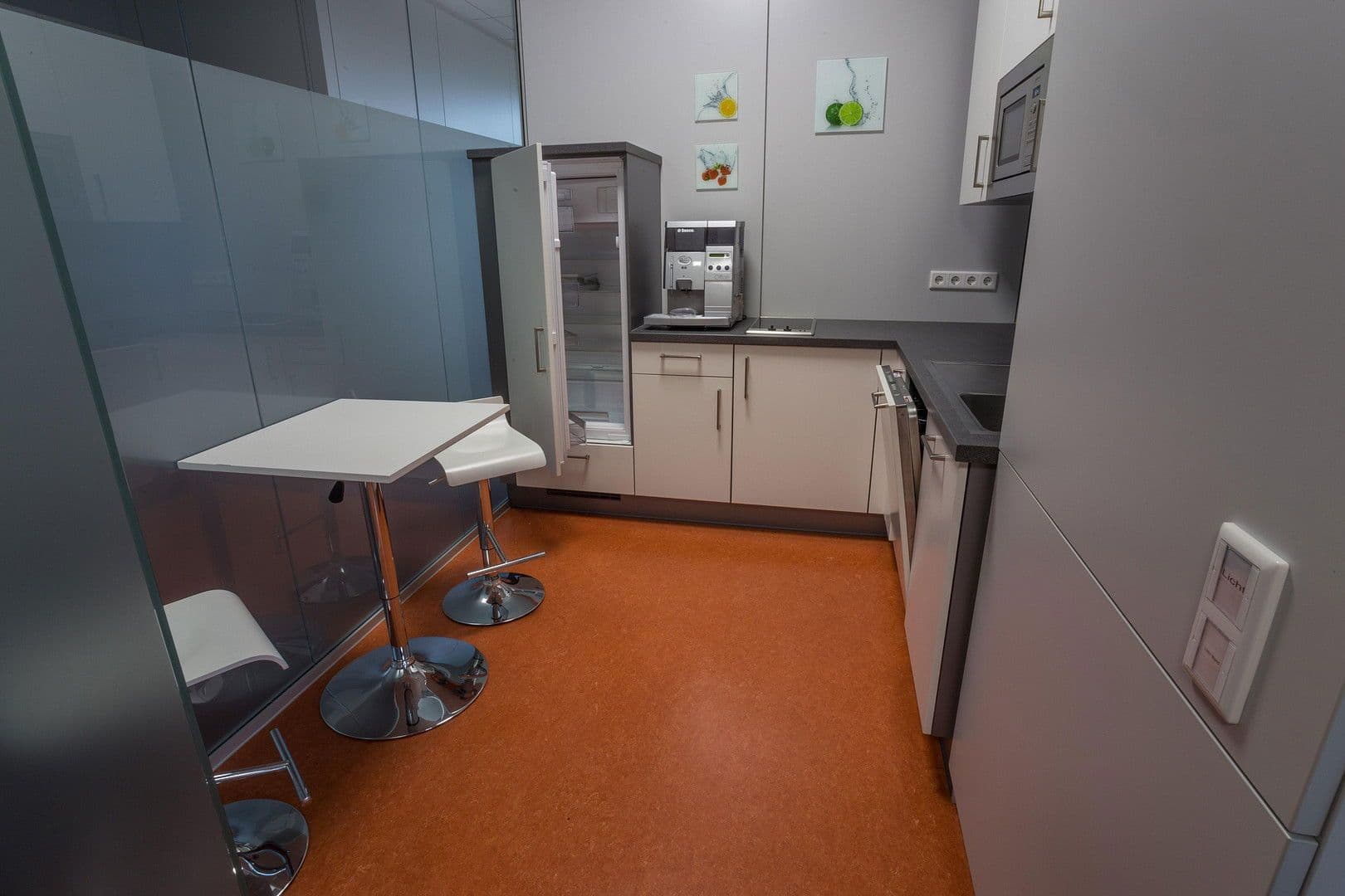 Prenájom kancelárie 6.616 m², Dachauer Straße, München, Bavorsko Prenájom kancelárie 6.616 m², Dachauer Straße, München, Bavorsko