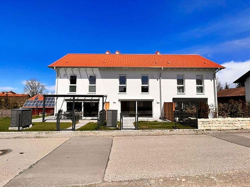 Predaj domu 171 m², pozemek 175 m², Hohenfurch, Bavorsko Predaj domu 171 m², pozemek 175 m², Hohenfurch, Bavorsko