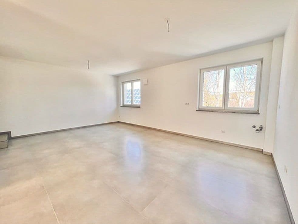 Predaj domu 171 m², pozemek 175 m², Hohenfurch, Bavorsko Predaj domu 171 m², pozemek 175 m², Hohenfurch, Bavorsko