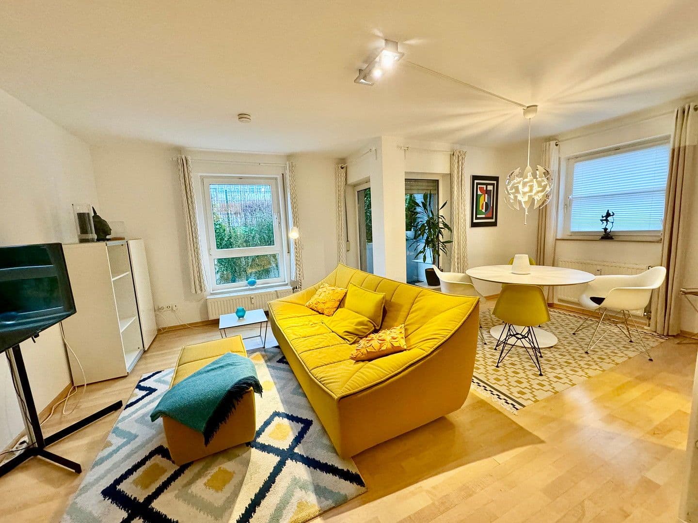 Prenájom bytu 2-izbový 56 m², Essen, Severné Porýnie - Westfálsko Prenájom bytu 2-izbový 56 m², Essen, Severné Porýnie - Westfálsko