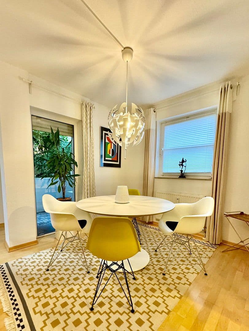 Prenájom bytu 2-izbový 56 m², Essen, Severné Porýnie - Westfálsko Prenájom bytu 2-izbový 56 m², Essen, Severné Porýnie - Westfálsko