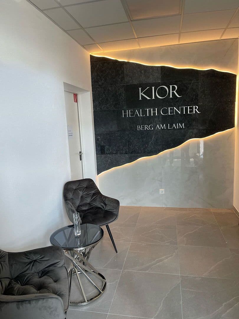 Prenájom kancelárie 395 m², Englmannstraße 2, München, Bavorsko Prenájom kancelárie 395 m², Englmannstraße 2, München, Bavorsko