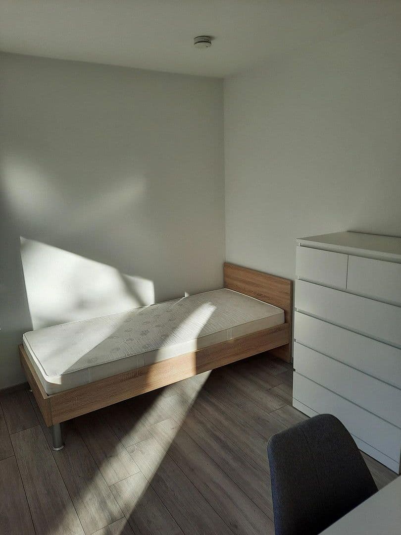 Prenájom bytu 1-izbový 22 m², Augburg, Bavorsko Prenájom bytu 1-izbový 22 m², Augburg, Bavorsko