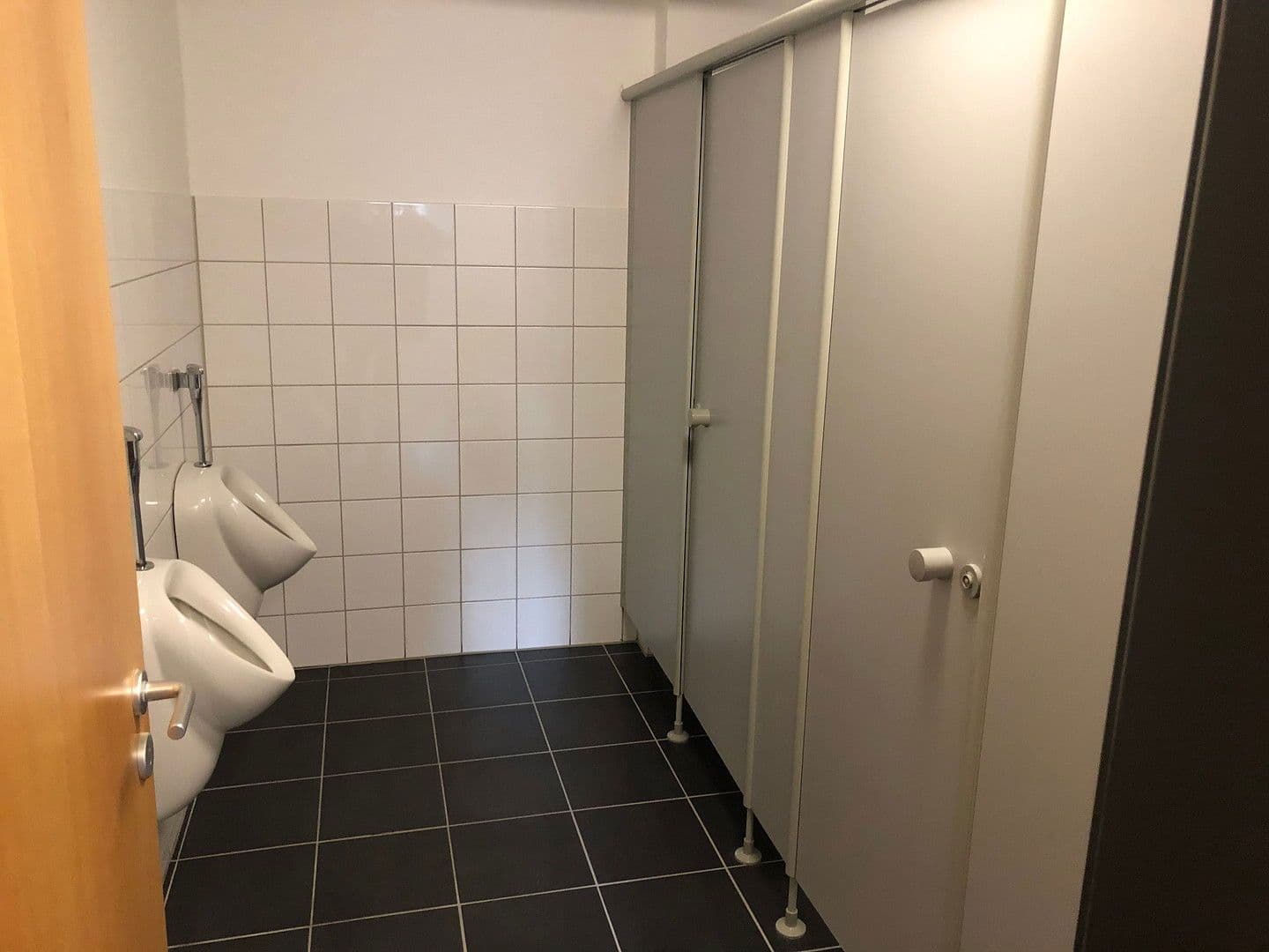 Prenájom nebytového priestoru 1.700 m², Wöstendöllen 24, Visbek, Dolné Sasko Prenájom nebytového priestoru 1.700 m², Wöstendöllen 24, Visbek, Dolné Sasko