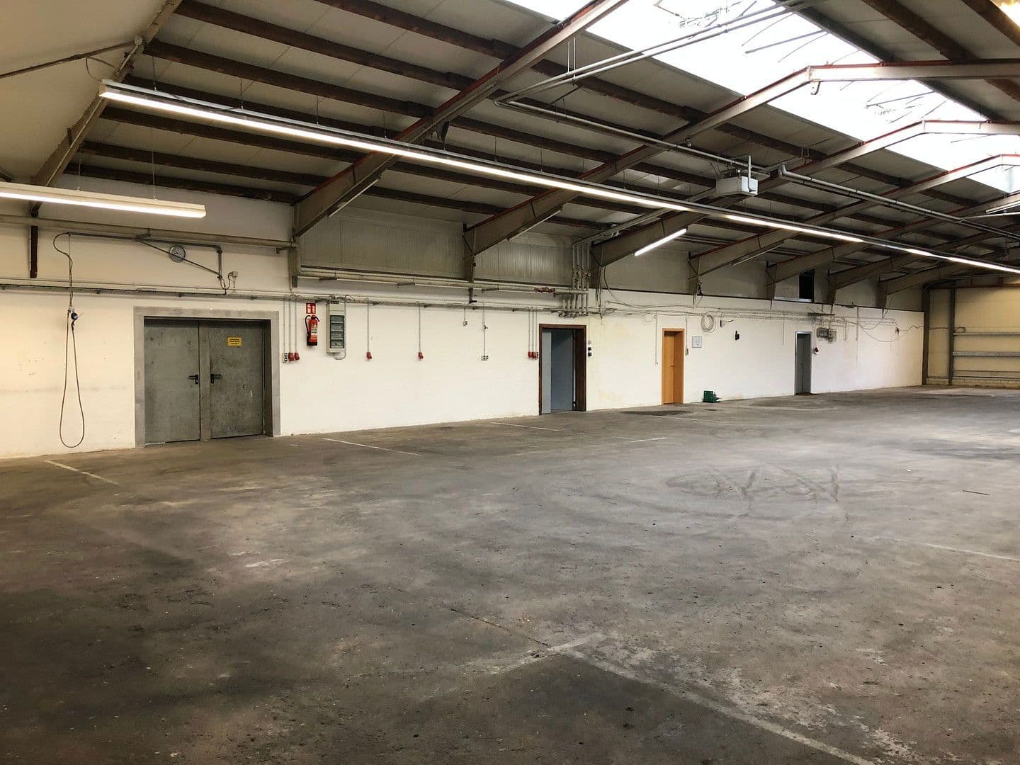 Prenájom nebytového priestoru 1.700 m², Wöstendöllen 24, Visbek, Dolné Sasko Prenájom nebytového priestoru 1.700 m², Wöstendöllen 24, Visbek, Dolné Sasko