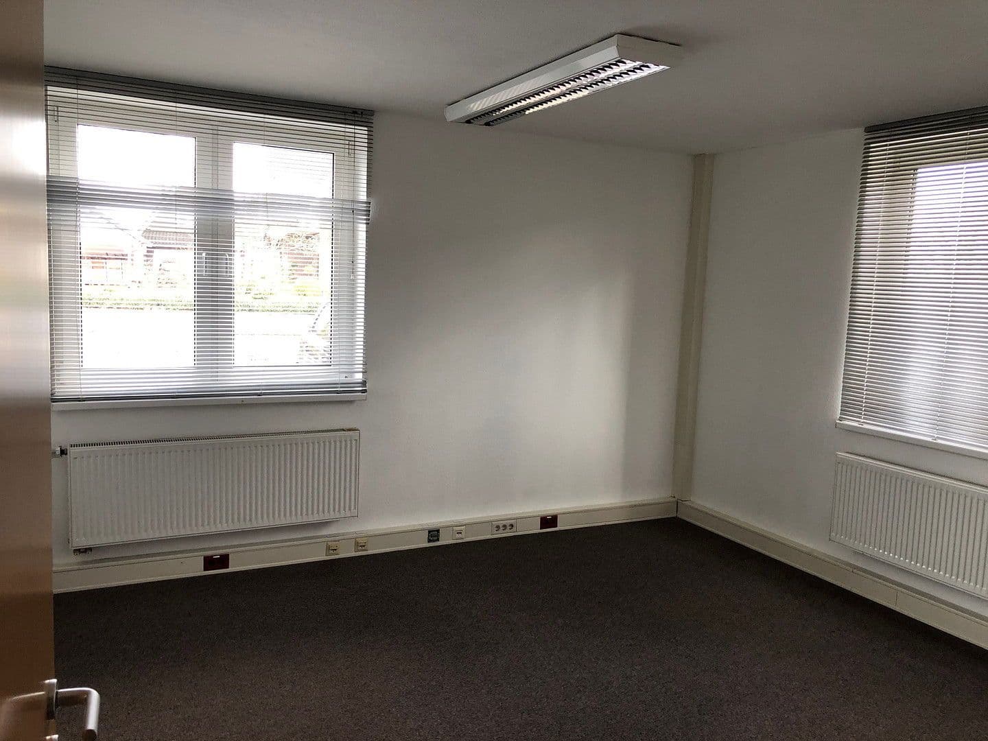 Prenájom nebytového priestoru 1.700 m², Wöstendöllen 24, Visbek, Dolné Sasko Prenájom nebytového priestoru 1.700 m², Wöstendöllen 24, Visbek, Dolné Sasko