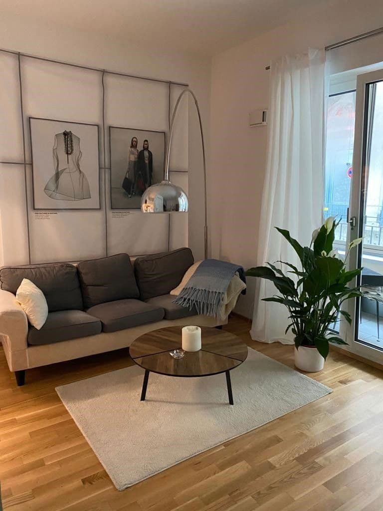 Prenájom bytu 2-izbový 50 m², Frankfurt, Hesensko Prenájom bytu 2-izbový 50 m², Frankfurt, Hesensko