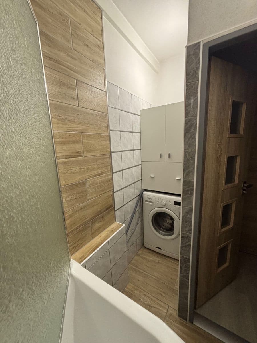 Prenájom bytu 2-izbový 43 m², Sadová, Větřní, Jihočeský kraj Prenájom bytu 2-izbový 43 m², Sadová, Větřní, Jihočeský kraj