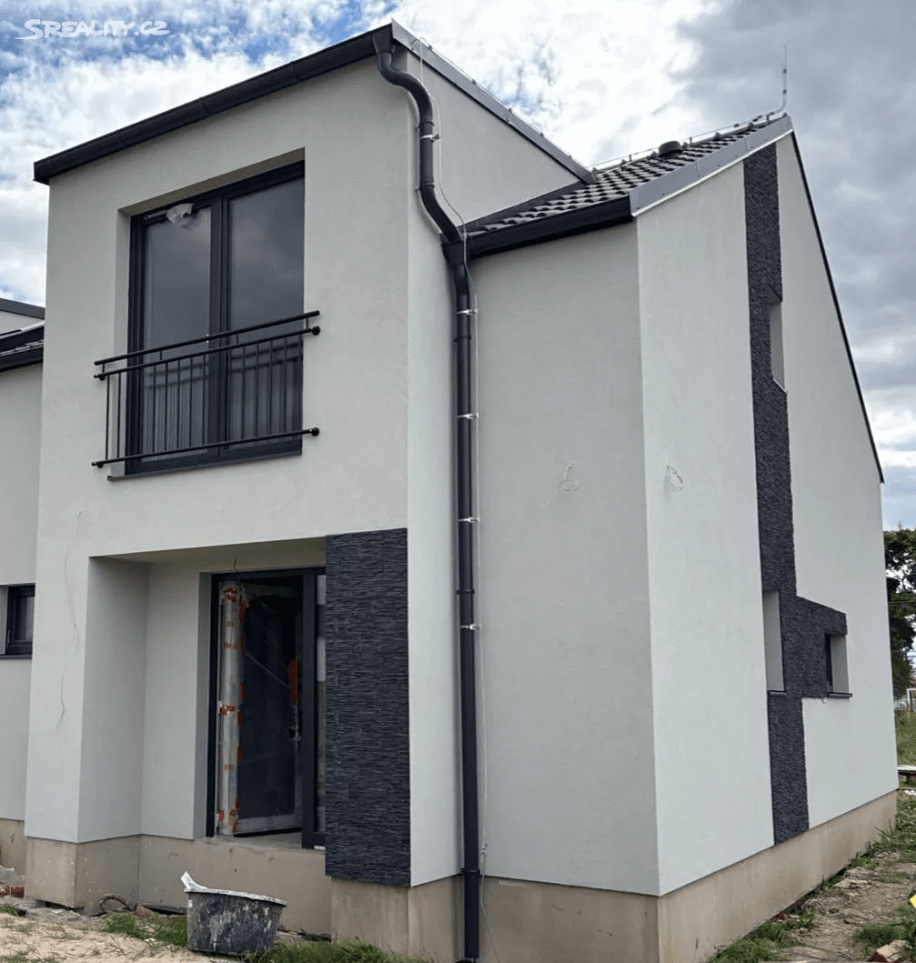 Predaj domu 119 m², pozemek 350 m², Chrášťany, Středočeský kraj Predaj domu 119 m², pozemek 350 m², Chrášťany, Středočeský kraj