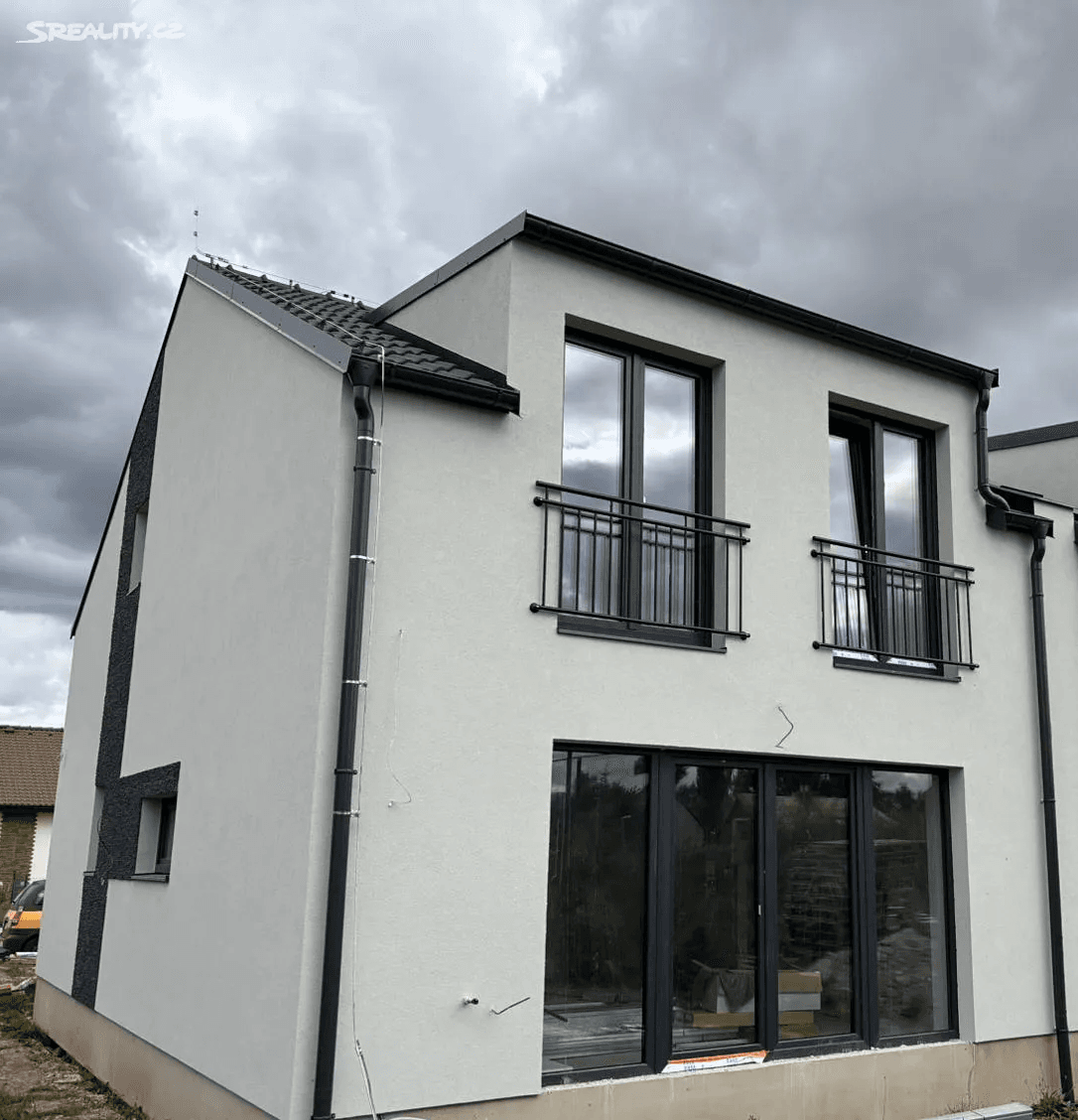 Predaj domu 119 m², pozemek 350 m², Chrášťany, Středočeský kraj Predaj domu 119 m², pozemek 350 m², Chrášťany, Středočeský kraj