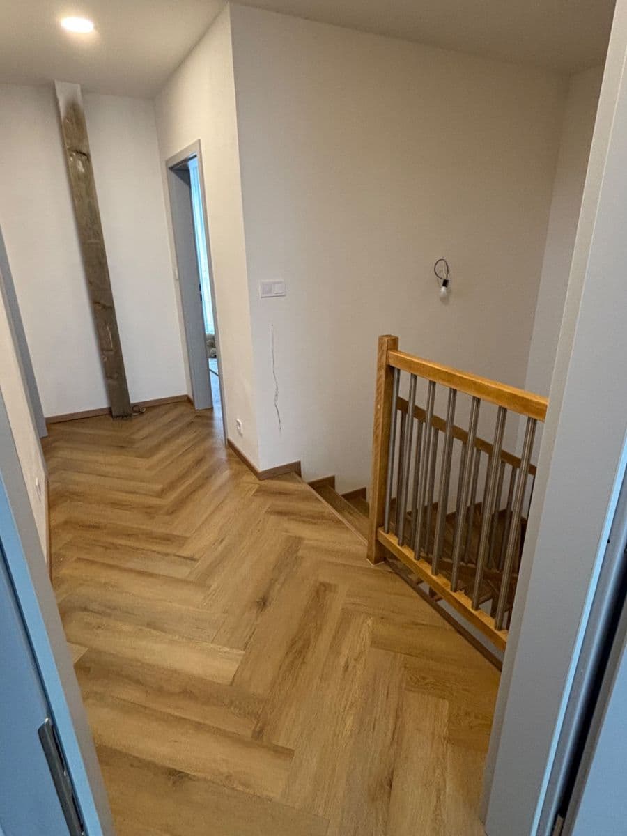 Predaj domu 119 m², pozemek 350 m², Chrášťany, Středočeský kraj Predaj domu 119 m², pozemek 350 m², Chrášťany, Středočeský kraj