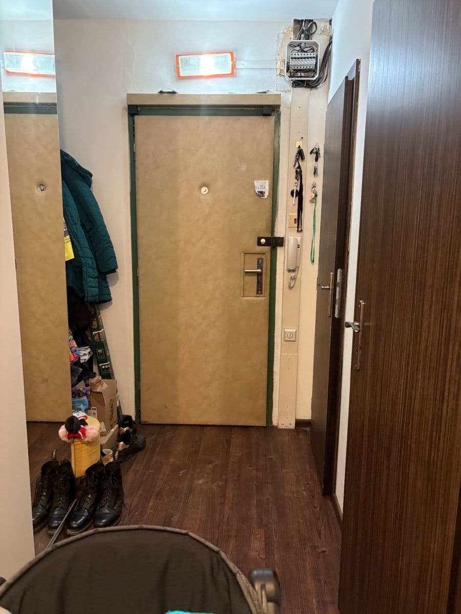 Prenájom bytu 2-izbový 54 m², Krausova, Praha, Praha Prenájom bytu 2-izbový 54 m², Krausova, Praha, Praha