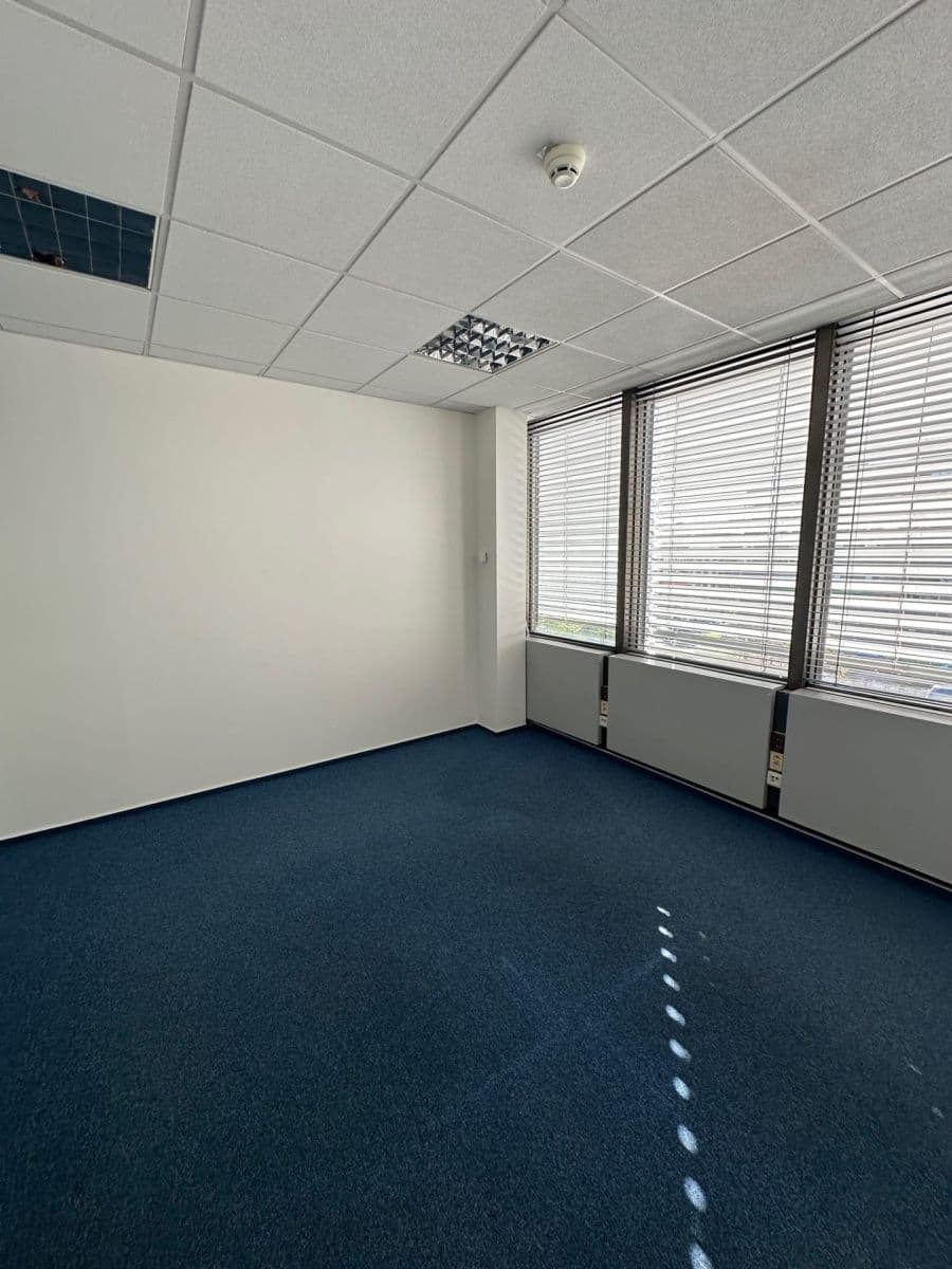 Prenájom kancelárie 100 m², Vršovická, Praha, Praha Prenájom kancelárie 100 m², Vršovická, Praha, Praha