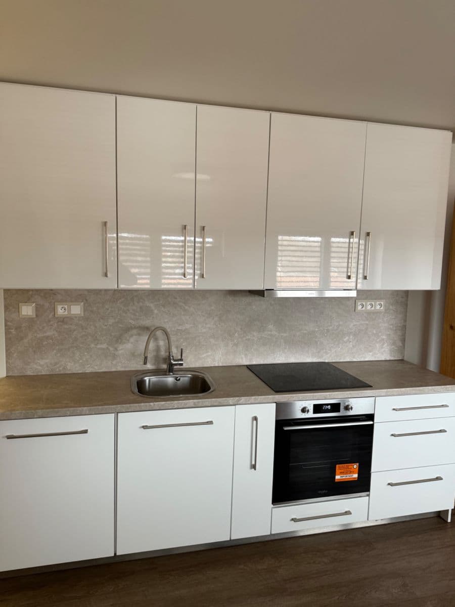 Prenájom bytu 2-izbový 60 m², V Rejích, Brno, Jihomoravský kraj Prenájom bytu 2-izbový 60 m², V Rejích, Brno, Jihomoravský kraj