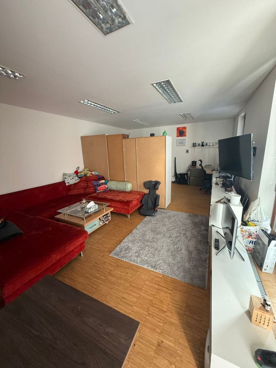 Prenájom bytu 1-izbový 48 m², Husitská, Praha, Praha Prenájom bytu 1-izbový 48 m², Husitská, Praha, Praha