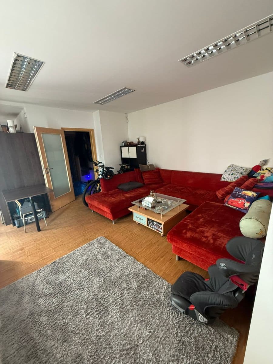 Prenájom bytu 1-izbový 48 m², Husitská, Praha, Praha Prenájom bytu 1-izbový 48 m², Husitská, Praha, Praha