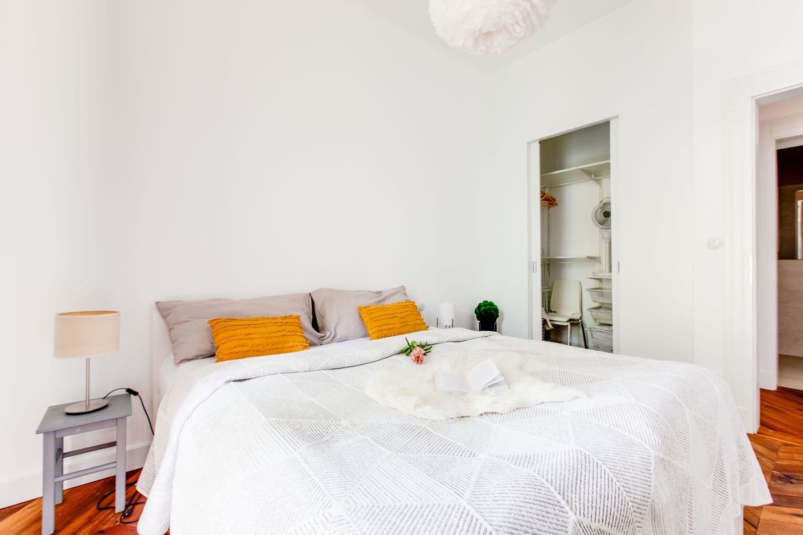 Prenájom bytu 2-izbový 49 m², Nitranská, Praha, Praha Prenájom bytu 2-izbový 49 m², Nitranská, Praha, Praha