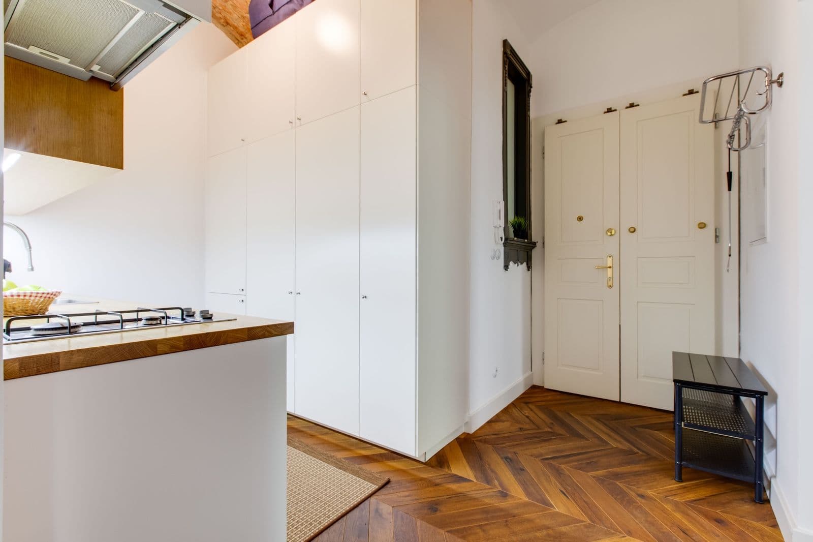 Prenájom bytu 2-izbový 49 m², Nitranská, Praha, Praha Prenájom bytu 2-izbový 49 m², Nitranská, Praha, Praha