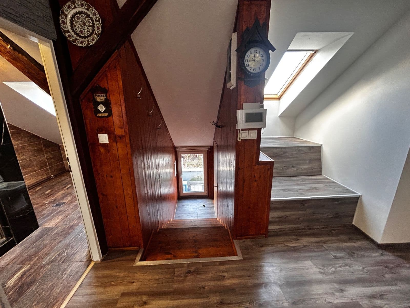 Prenájom bytu 3-izbový 85 m², Thámova, Teplice, Ústecký kraj Prenájom bytu 3-izbový 85 m², Thámova, Teplice, Ústecký kraj