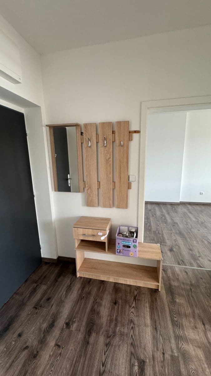 Prenájom bytu 2-izbový 40 m², U Areálu, Tábor, Jihočeský kraj Prenájom bytu 2-izbový 40 m², U Areálu, Tábor, Jihočeský kraj