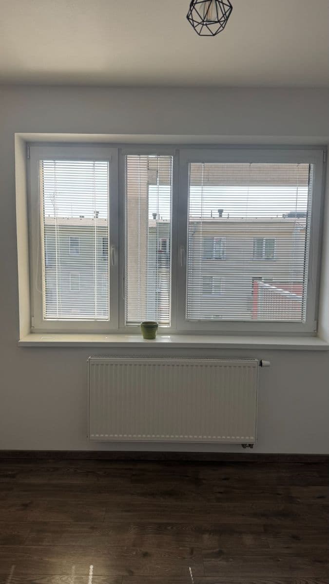 Prenájom bytu 2-izbový 40 m², U Areálu, Tábor, Jihočeský kraj Prenájom bytu 2-izbový 40 m², U Areálu, Tábor, Jihočeský kraj