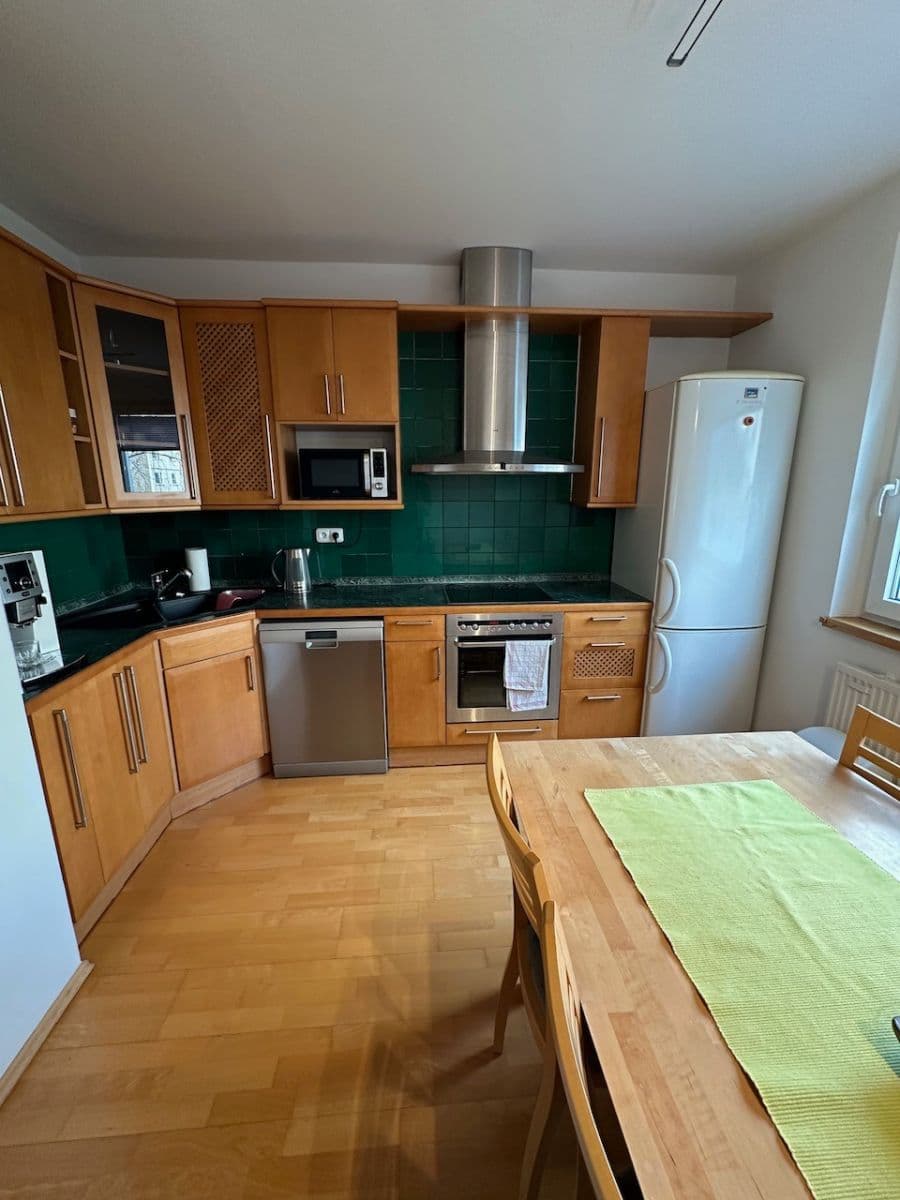 Prenájom bytu 5-izbový 120 m², Zbudovská, Praha, Praha Prenájom bytu 5-izbový 120 m², Zbudovská, Praha, Praha