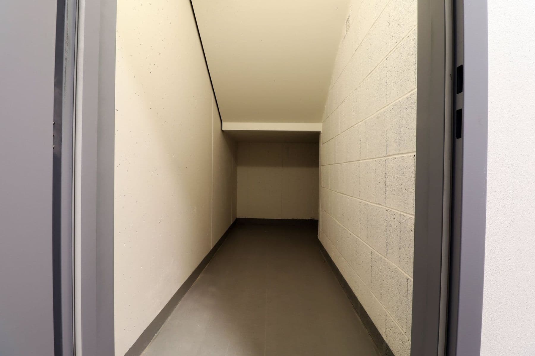 Prenájom bytu 1-izbový 29 m², Šternovská, Praha, Praha Prenájom bytu 1-izbový 29 m², Šternovská, Praha, Praha