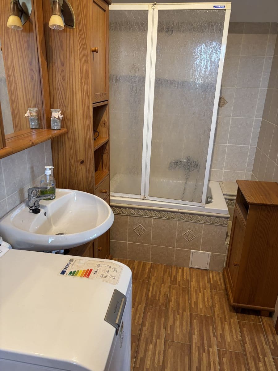 Prenájom bytu 82 m², K Holyni, Praha, Praha Prenájom bytu 82 m², K Holyni, Praha, Praha