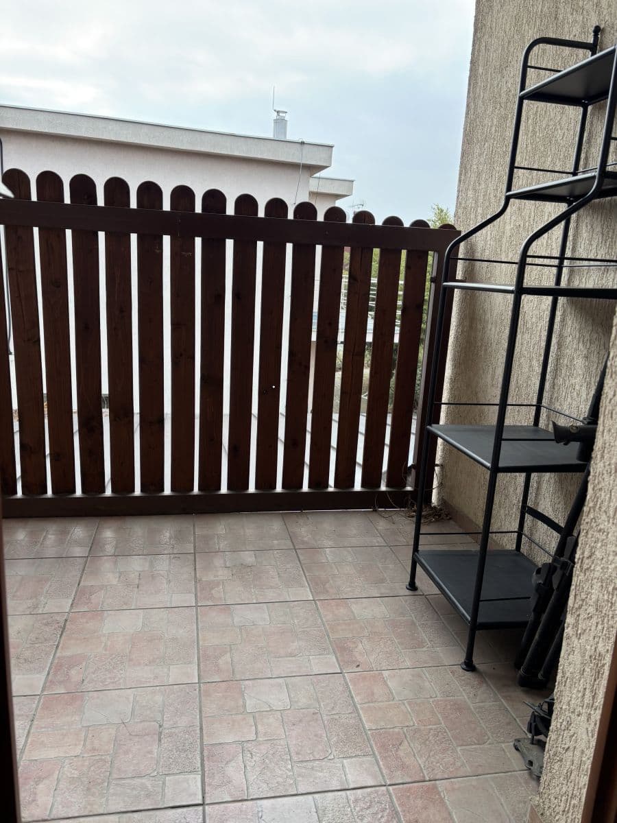 Prenájom bytu 82 m², K Holyni, Praha, Praha Prenájom bytu 82 m², K Holyni, Praha, Praha