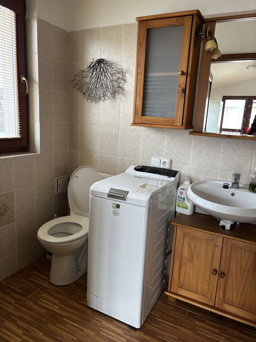 Prenájom bytu 82 m², K Holyni, Praha, Praha Prenájom bytu 82 m², K Holyni, Praha, Praha