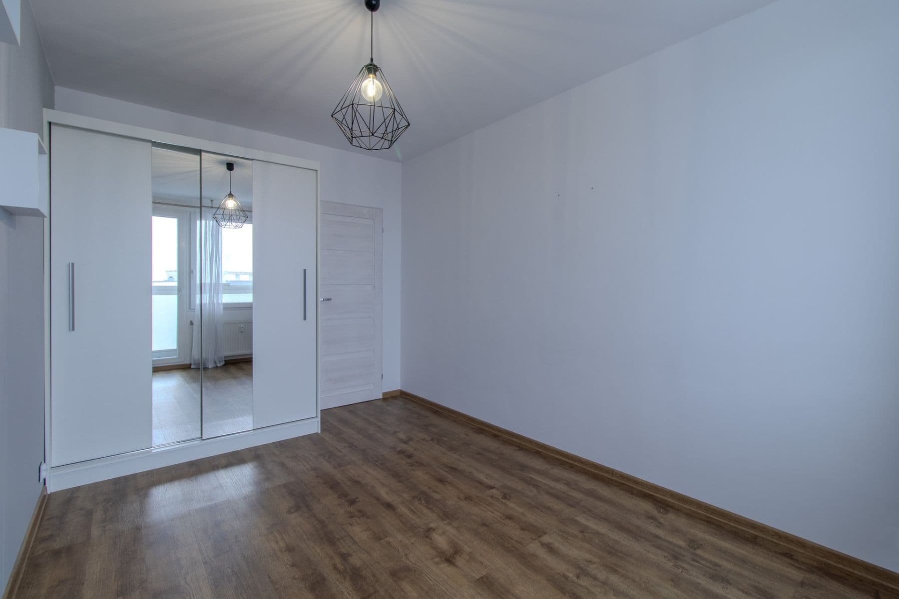 Prenájom bytu 2-izbový 55 m², Jablonecká, Praha, Praha Prenájom bytu 2-izbový 55 m², Jablonecká, Praha, Praha
