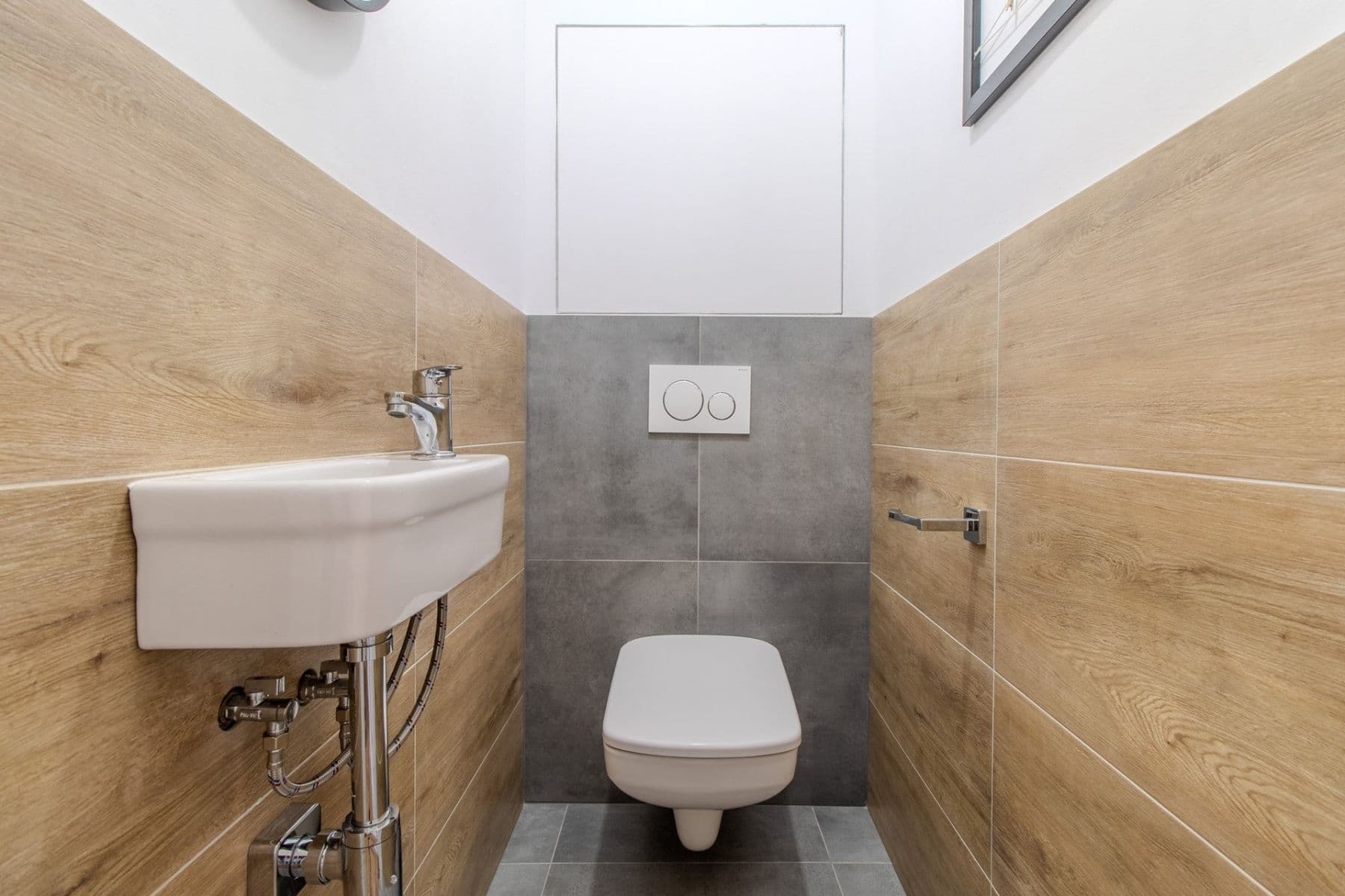 Prenájom bytu 2-izbový 55 m², Jablonecká, Praha, Praha Prenájom bytu 2-izbový 55 m², Jablonecká, Praha, Praha