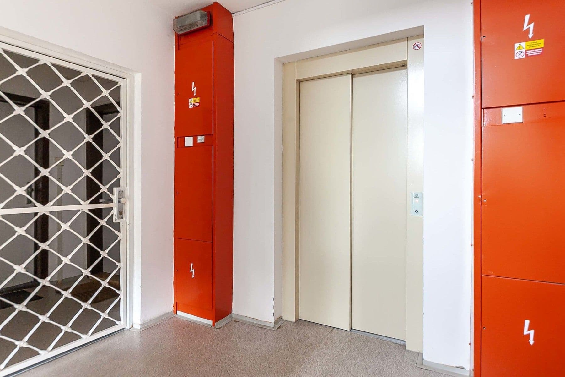 Predaj bytu 3-izbový 82 m², Bukolská, Praha, Praha Predaj bytu 3-izbový 82 m², Bukolská, Praha, Praha