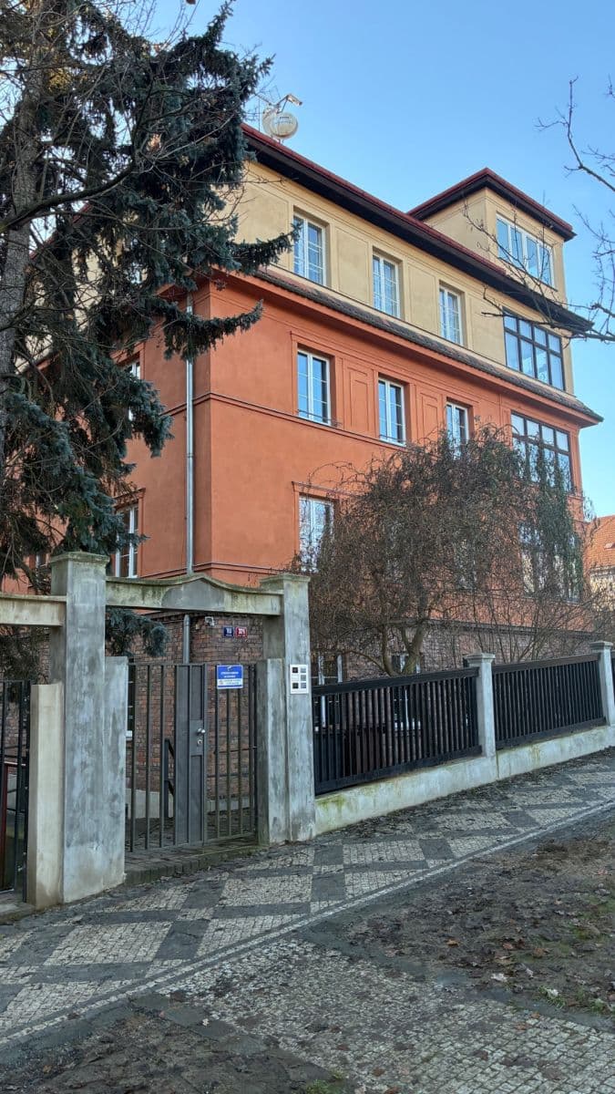 Prenájom bytu 1-izbový 19 m², Píseckého, Praha, Praha Prenájom bytu 1-izbový 19 m², Píseckého, Praha, Praha