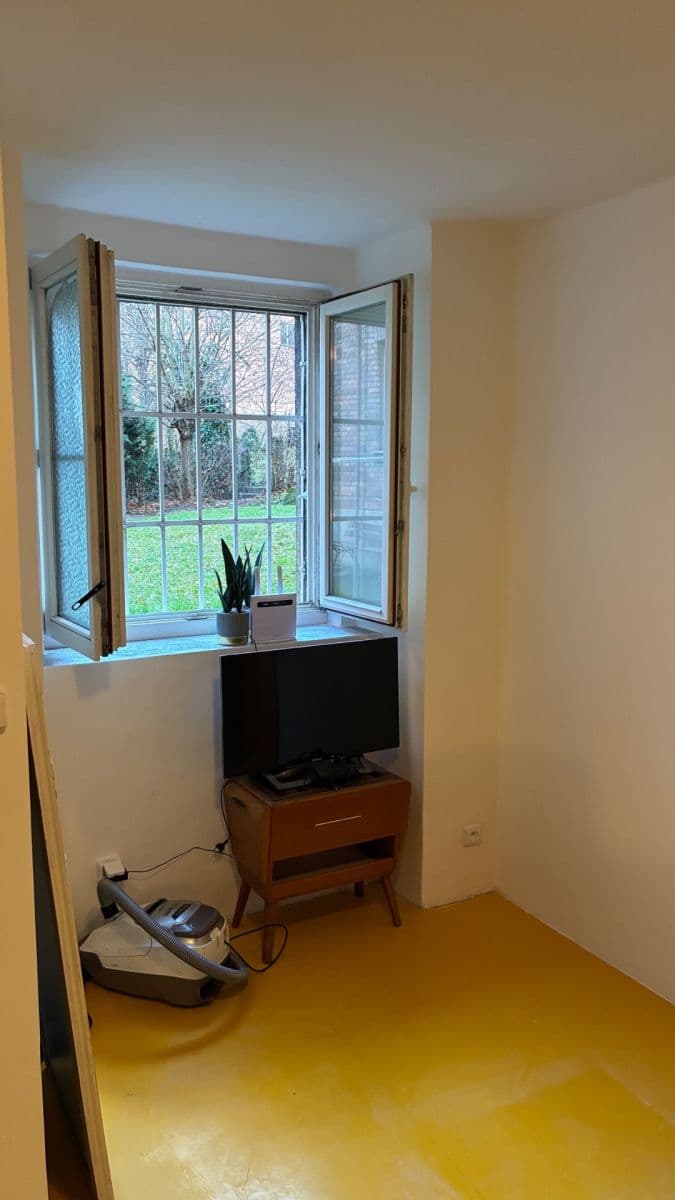 Prenájom bytu 1-izbový 19 m², Píseckého, Praha, Praha Prenájom bytu 1-izbový 19 m², Píseckého, Praha, Praha