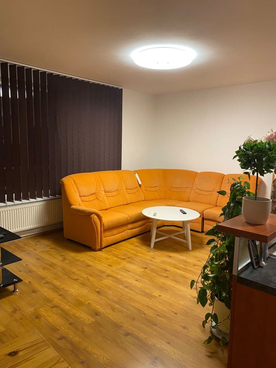 Prenájom bytu 4-izbový 118 m², Dusíkova, Brno, Jihomoravský kraj Prenájom bytu 4-izbový 118 m², Dusíkova, Brno, Jihomoravský kraj