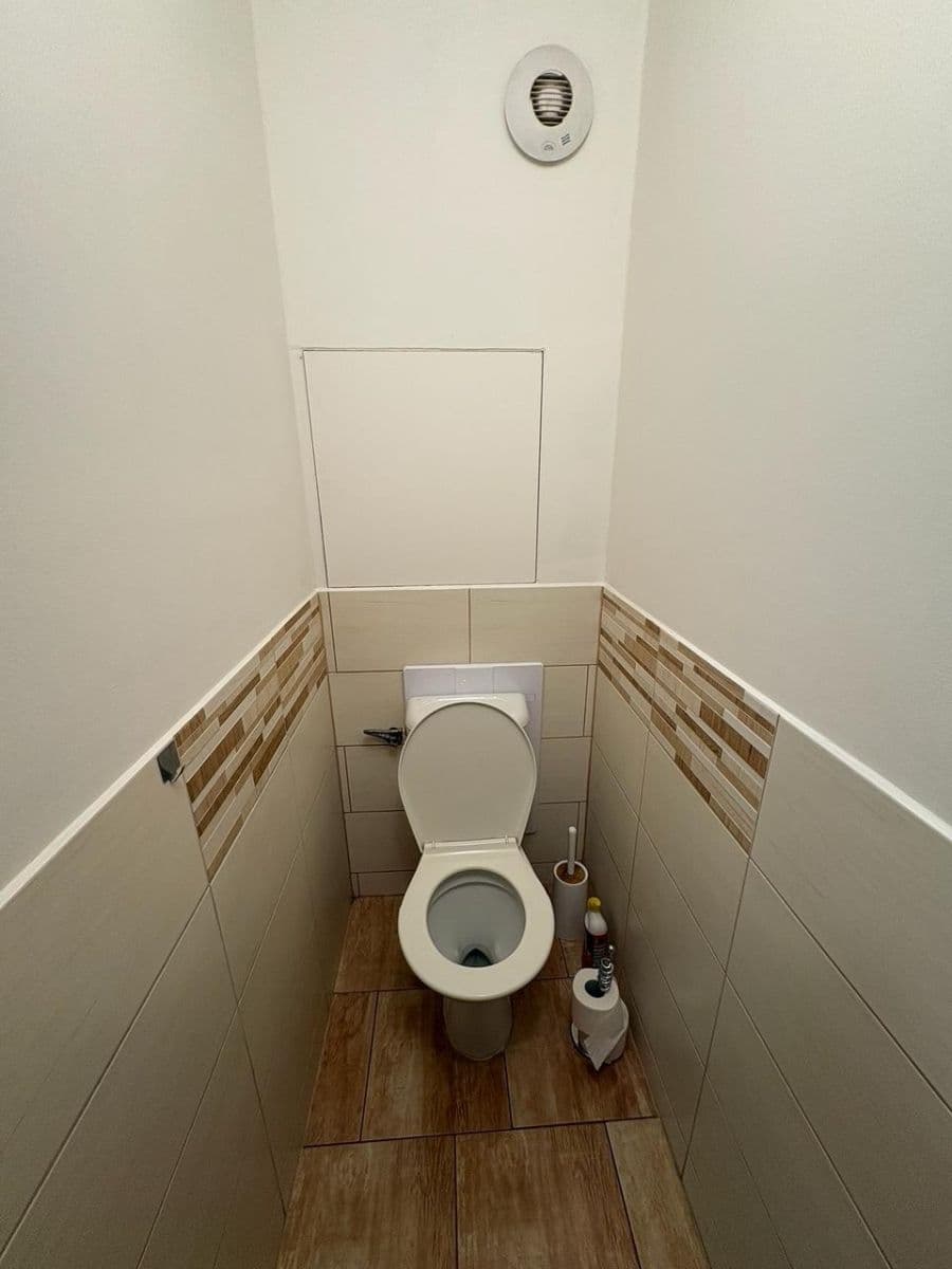 Prenájom bytu 2-izbový 39 m², Studentů, Kutná Hora, Středočeský kraj Prenájom bytu 2-izbový 39 m², Studentů, Kutná Hora, Středočeský kraj