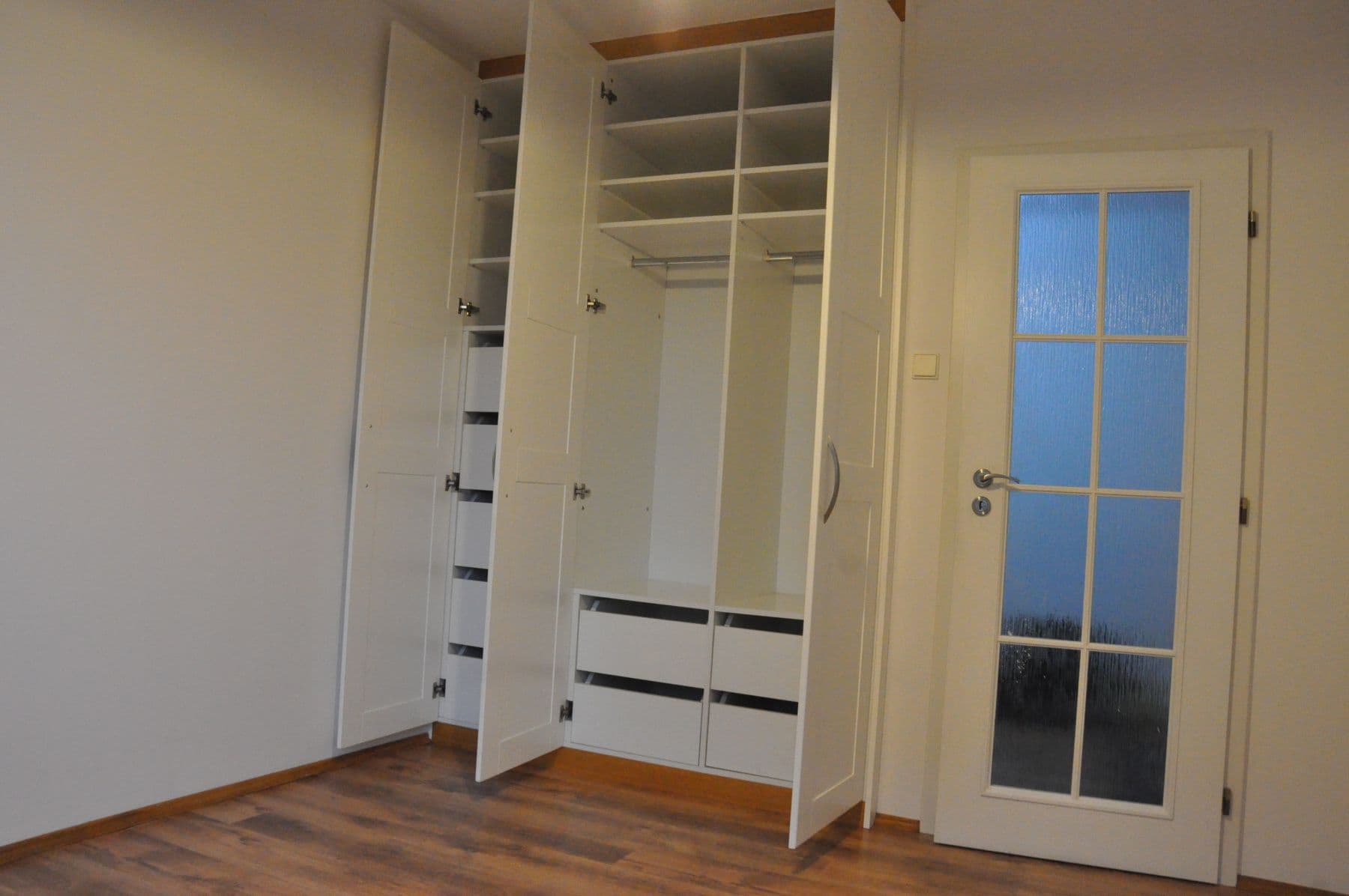 Prenájom bytu 4-izbový 74 m², Vavřenova, Praha, Praha Prenájom bytu 4-izbový 74 m², Vavřenova, Praha, Praha