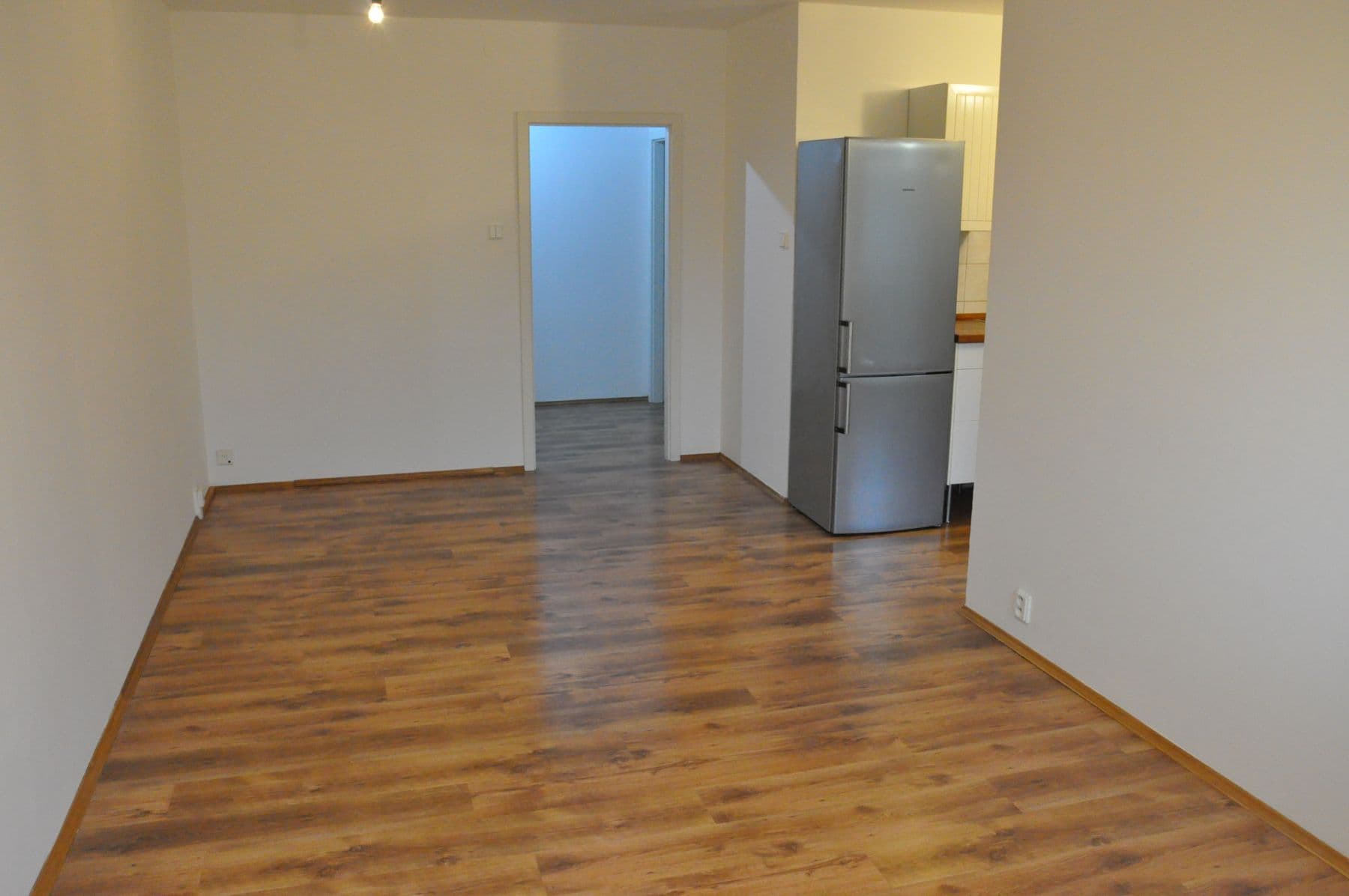 Prenájom bytu 4-izbový 74 m², Vavřenova, Praha, Praha Prenájom bytu 4-izbový 74 m², Vavřenova, Praha, Praha