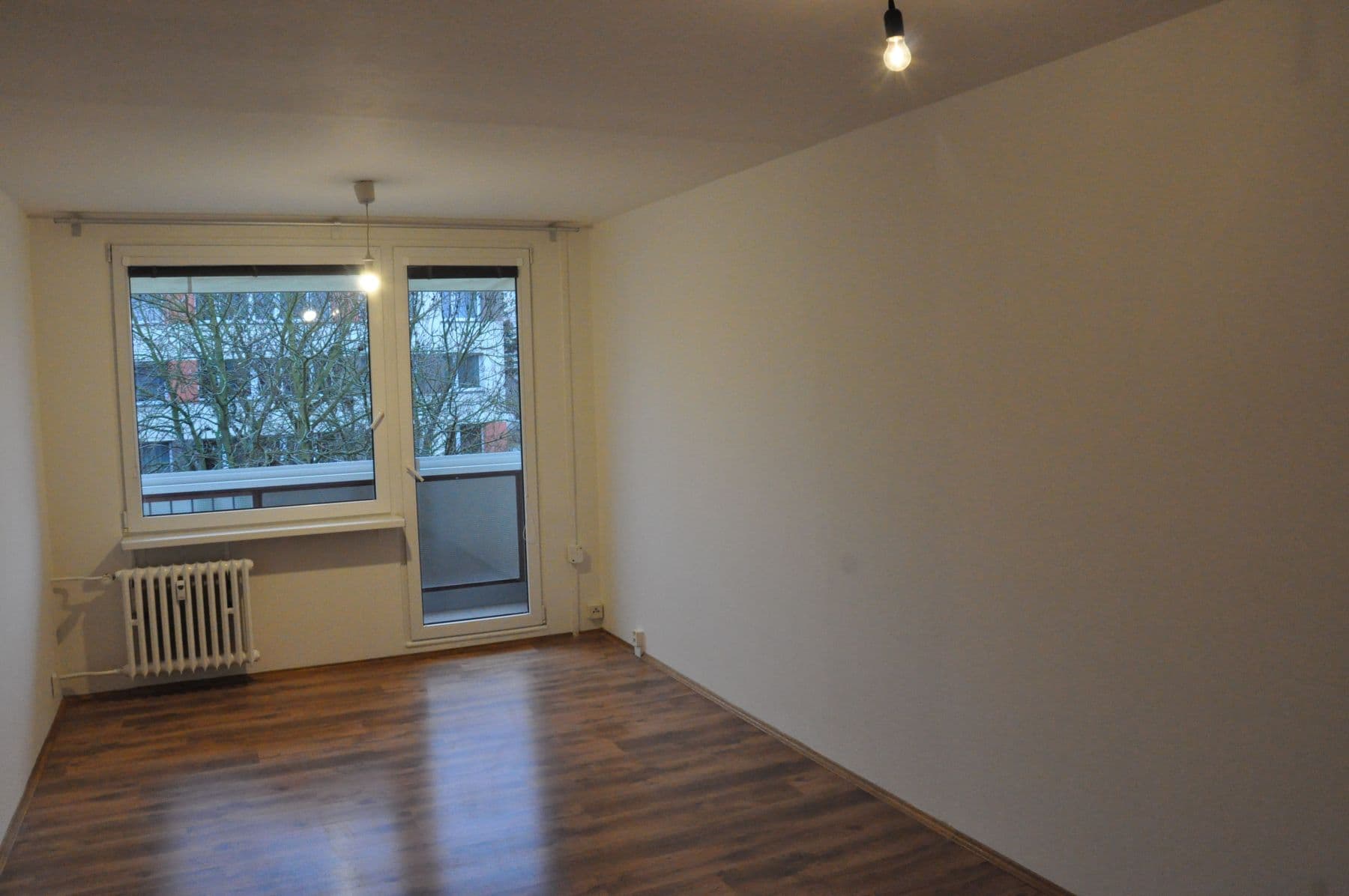 Prenájom bytu 4-izbový 74 m², Vavřenova, Praha, Praha Prenájom bytu 4-izbový 74 m², Vavřenova, Praha, Praha